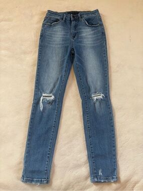 RISEN Distressed Skinny Jeans Size Juniors 7 28 High Rise Stretch Medium Wash